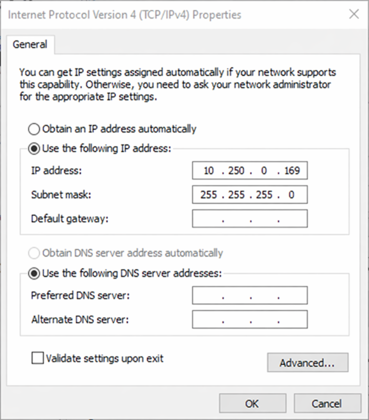 Cuadro de diálogo de Propiedades de TCP/IPv4 de Windows mostrando la configuración de IP estática para la subred del OV80i